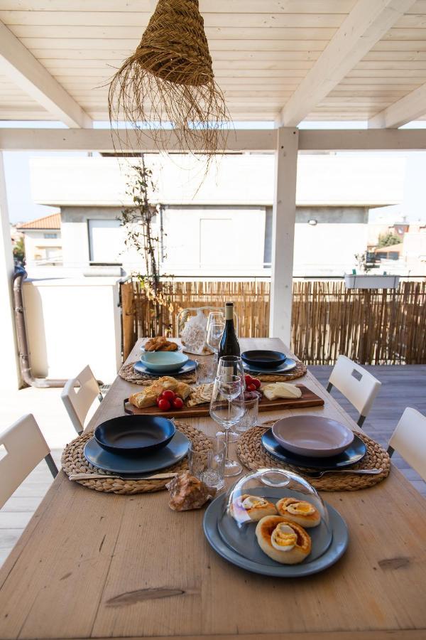 Zefiro Home Pesaro Zona Mare E San Bartolo By Yohome Екстериор снимка