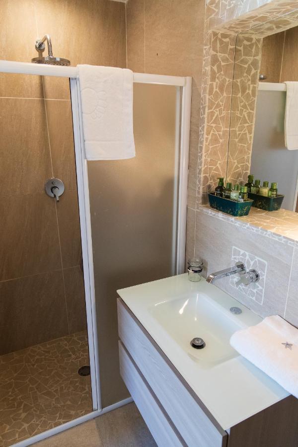 Zefiro Home Pesaro Zona Mare E San Bartolo By Yohome Екстериор снимка